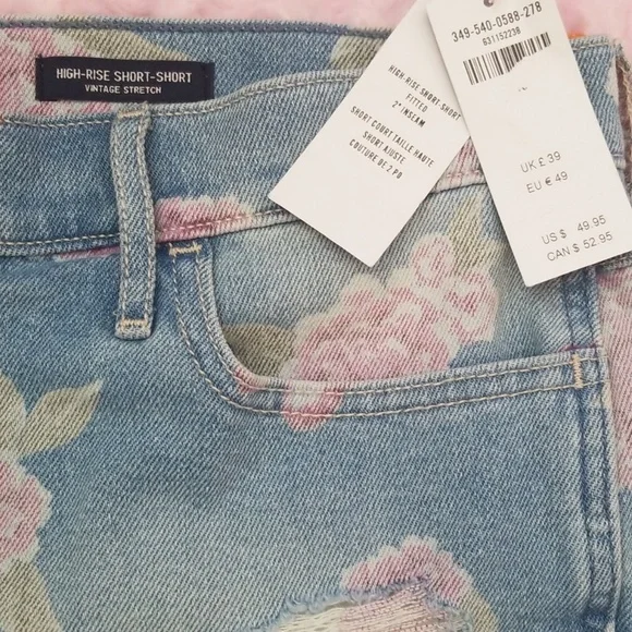 NWT Hollister High Rise Distressed - Picture 2 of 7